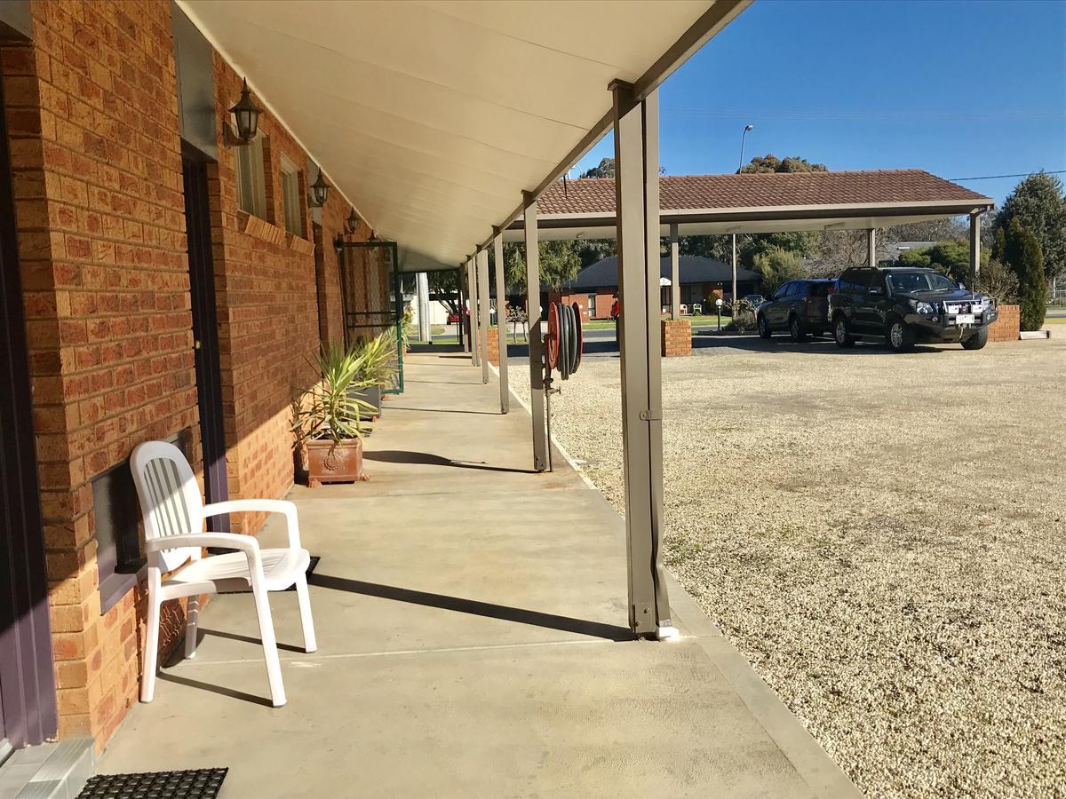 Broadford Sugarloaf Motel Exterior photo